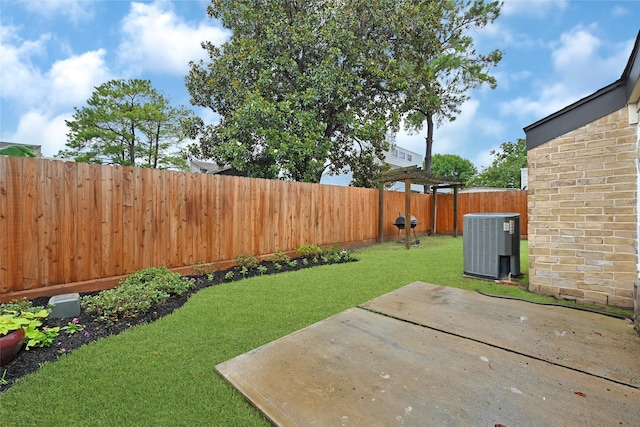 4358 Wildacres Dr, Houston, TX 77072 - fenced backyard with a patio area