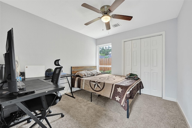 4358 Wildacres Dr, Houston, TX 77072 - bedroom with carpet floors, an office area, a closet, and ceiling fan