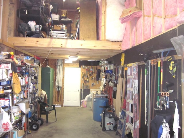 1406 Key St, Brenham, TX 77833 - below grade area featuring a workshop area