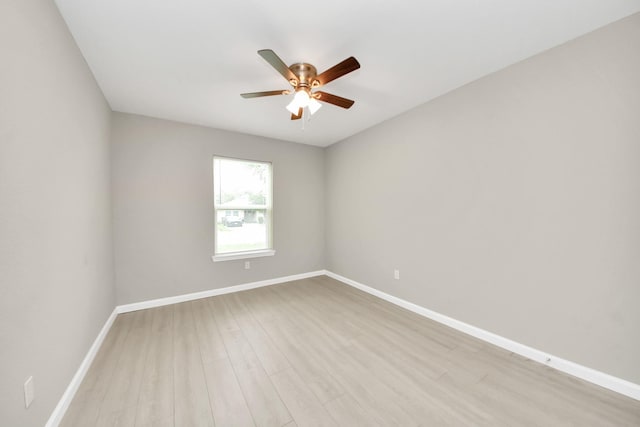 5722 Beldart St, Houston, TX 77033 - unfurnished room with ceiling fan and light wood-type flooring