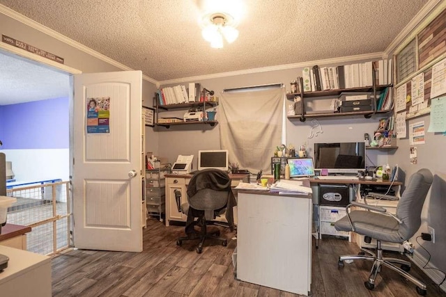 402 W Converse St, Weimar, TX 78962 - office space with a textured ceiling, wood finished floors, and crown molding