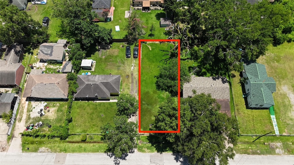 8118 Count St, Houston, TX 77028