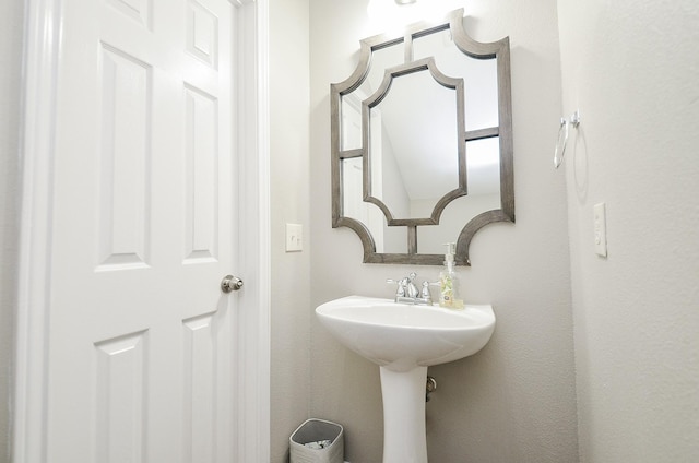 25619 Tower Side Ln, Katy, TX 77494 - view of bathroom