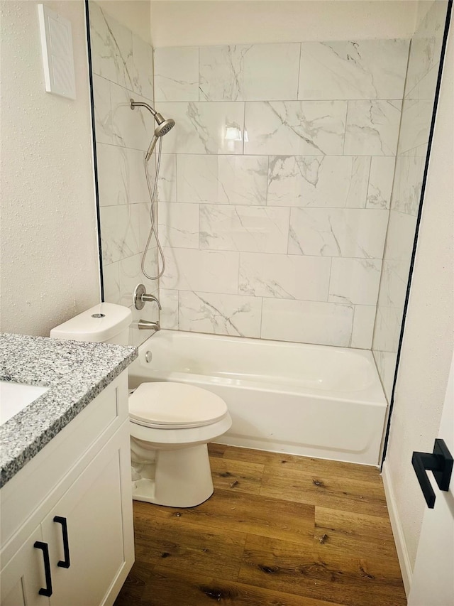 9350 Country Creek Dr Unit 58, Houston, TX 77036 - full bathroom featuring vanity, tub / shower combination, and wood finished floors