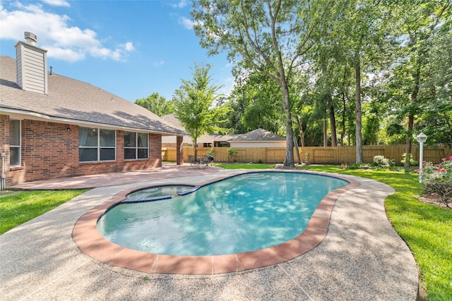 7311 Open Oak Way, Humble, TX 77346 - view of pool featuring a fenced backyard, a patio, and a pool with connected hot tub