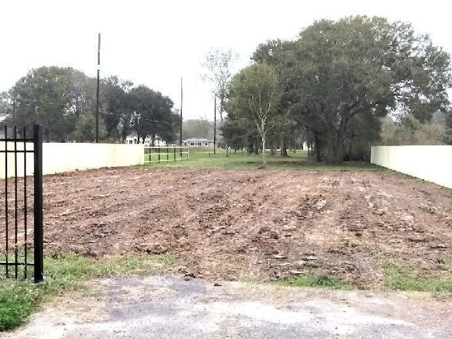 542 N Pine St, Arcola, TX 77583