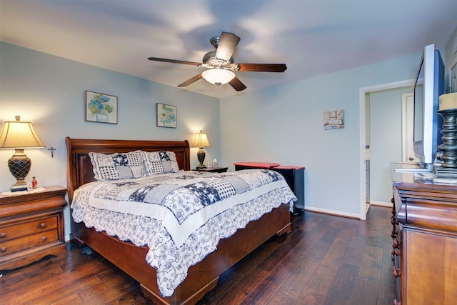840 Threadneedle St E Unit 208, Houston, TX 77079 - bedroom featuring wood-type flooring and a ceiling fan