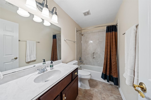 15590 Crown Oaks Dr, Montgomery, TX 77316 - full bathroom featuring vanity and shower / bath combo