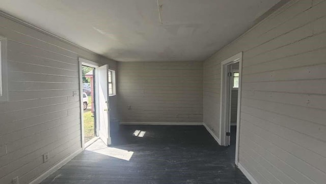 6909 Kittridge St, Houston, TX 77028 - view of unfurnished sunroom