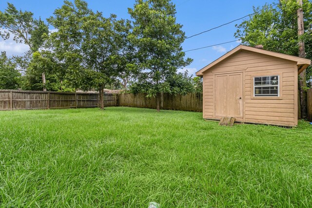 8318 Winthrop St, Houston, TX 77075 - photo 25
