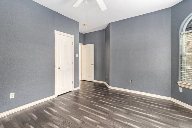 8318 Winthrop St, Houston, TX 77075 - photo 17