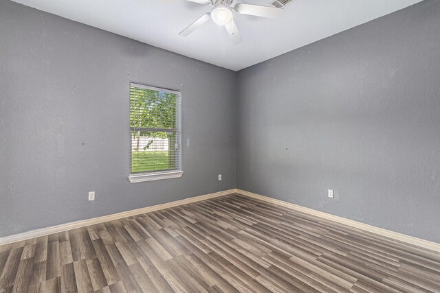 8318 Winthrop St, Houston, TX 77075 - photo 19