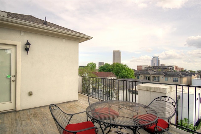 4314 Gibson St Unit B, Houston, TX 77007 - balcony featuring outdoor dining space