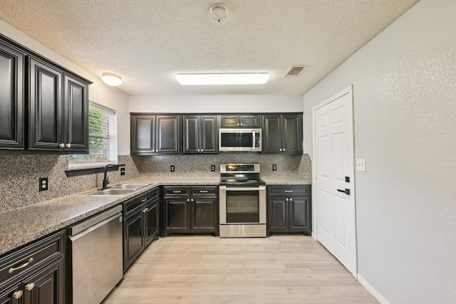 5110 3rd St, Danbury, TX 77534 - photo 18
