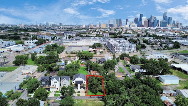 1410 Miller St, Houston, TX 77003 - aerial overview of property's location with property boundaries highlighted and skyline