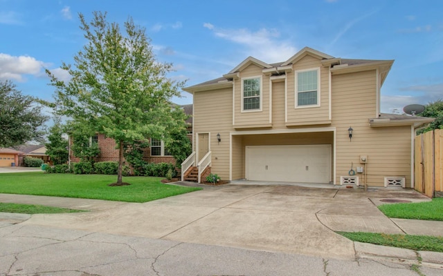 931 Shirkmere Rd, Houston, TX 77008 - view of front of property with an attached garage and concrete driveway