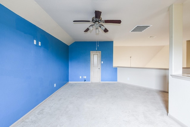 6533 Gray Birch Ln, Dickinson, TX 77539 - spare room featuring carpet, ceiling fan, and vaulted ceiling