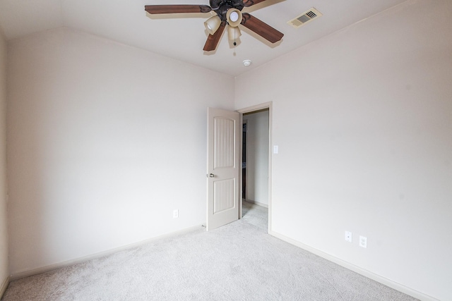 6533 Gray Birch Ln, Dickinson, TX 77539 - unfurnished room featuring light colored carpet, ceiling fan, and vaulted ceiling