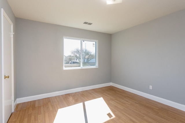 6335 Danshire Ct, Houston, TX 77049 - unfurnished room featuring light wood-style flooring and baseboards