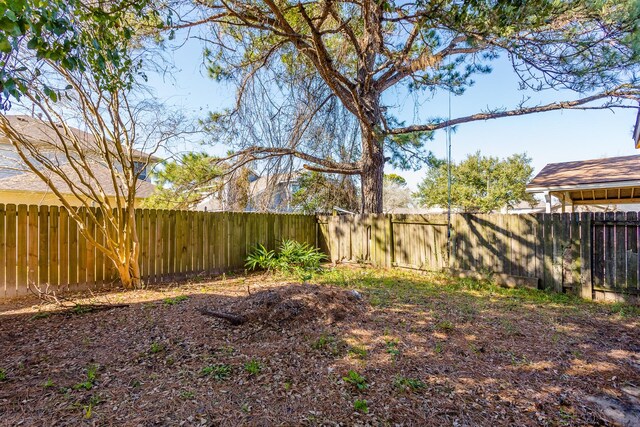 6335 Danshire Ct, Houston, TX 77049 - view of fenced backyard