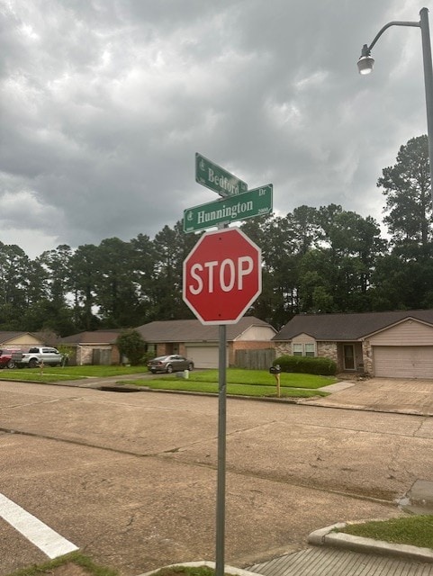 201 Bedford, Conroe, TX 77303 - photo 2