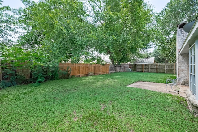 4330 Brookhead Trl, Houston, TX 77066 - fenced backyard featuring a patio