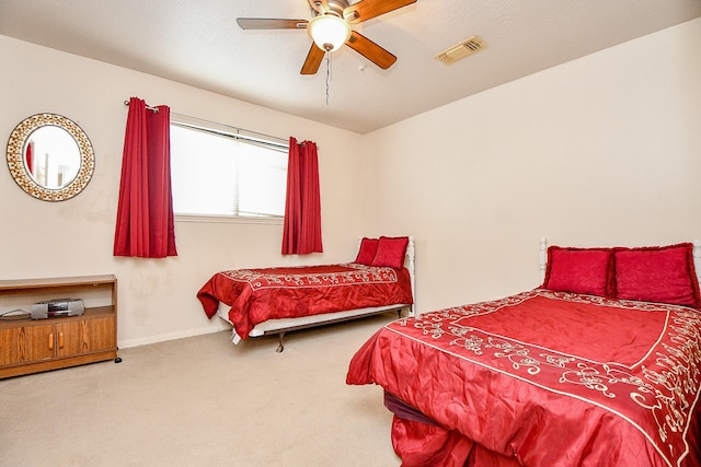11103 Pembridge Dr, Houston, TX 77071 - carpeted bedroom featuring baseboards and ceiling fan