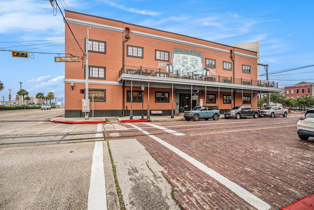 104 Moody Ave Unit 313, Galveston, TX 77550 - view of commercial property