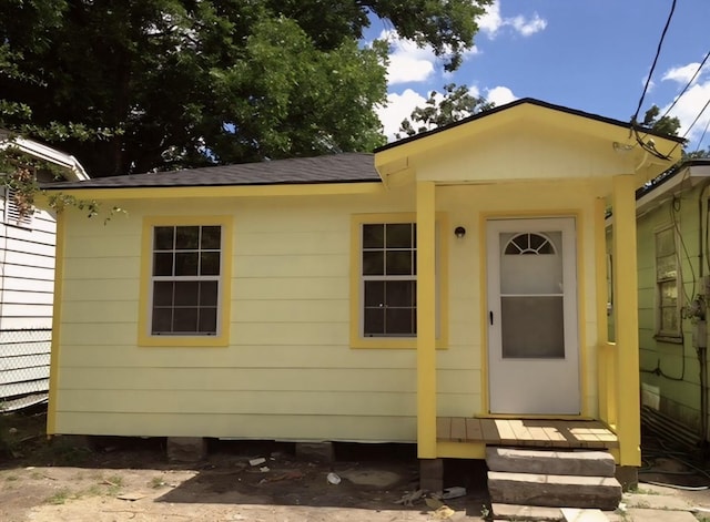 1204 Johnston St, Houston, TX 77022 - view of front of property with a shingled roof