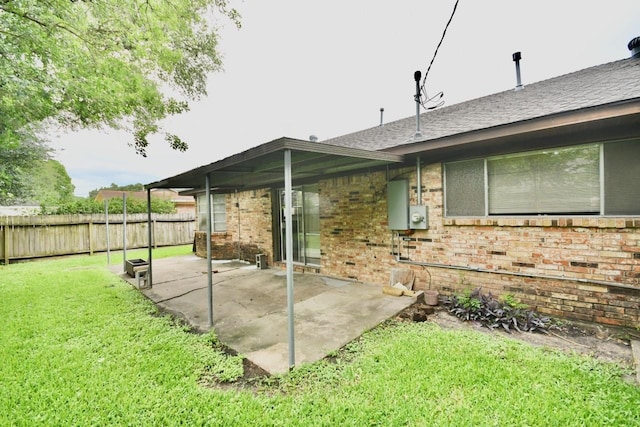 11931 Tanager St, Houston, TX 77072 - view of patio / terrace