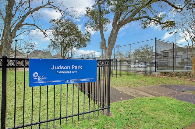 4106 Lehigh Ave, Houston, TX 77005 - exterior view