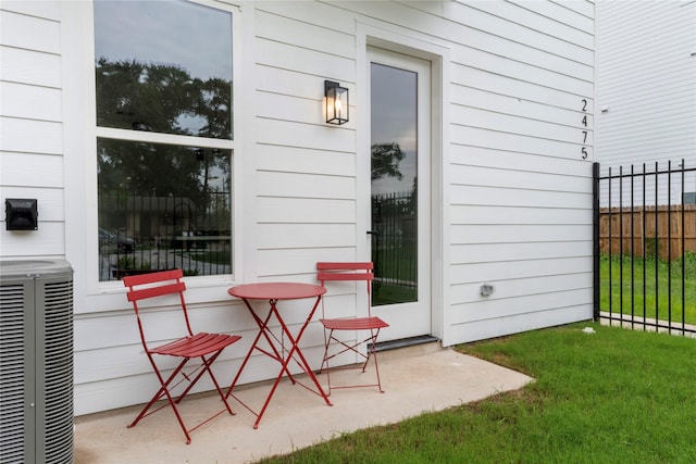 2475 Carmel St A/B, Unit A/B Houston, TX 77091 - view of patio / terrace