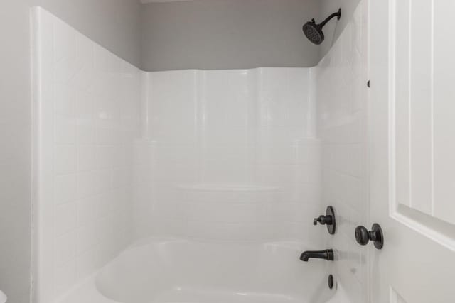 575 Hartman Rd, Silsbee, TX 77656 - full bathroom featuring shower / washtub combination