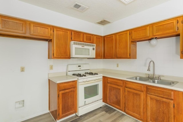 19310 Nasworthy Dr, Tomball, TX 77375 - photo 8