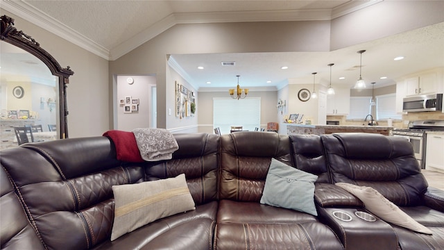 2010 Wildwood Dr, Deer Park, TX 77536 - living area featuring a chandelier, recessed lighting, crown molding, and lofted ceiling
