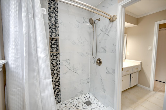 13903 Chevy Chase Dr, Houston, TX 77077 - full bath featuring a tile shower, crown molding, and vanity
