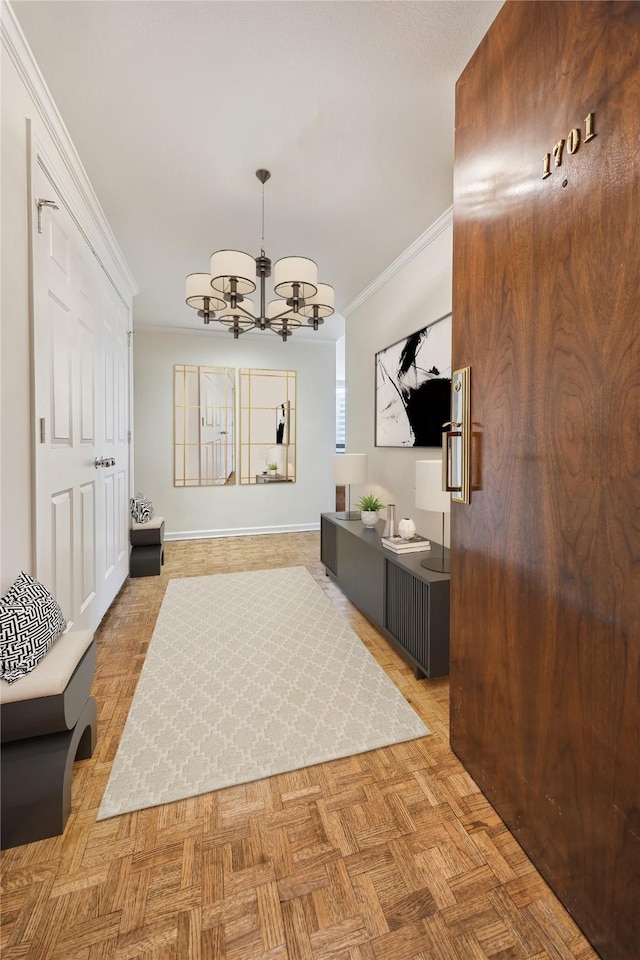 5001 Woodway Dr Unit 1701, Houston, TX 77056 - hall featuring a chandelier and ornamental molding