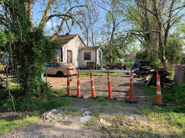 2405 Morehouse Ln, Houston, TX 77088 - view of yard