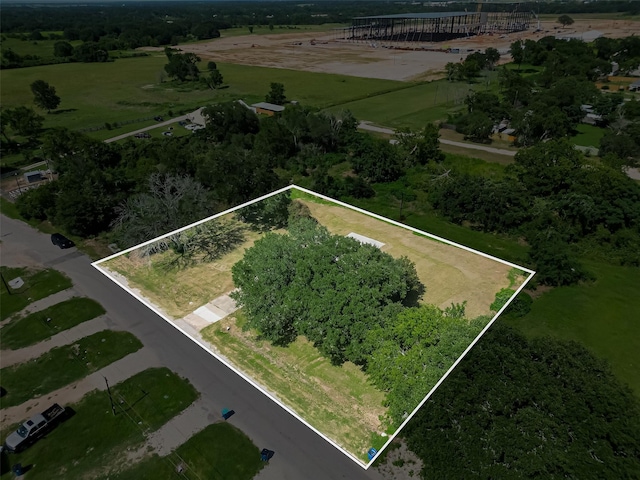 210 5th St, Hempstead, TX 77445