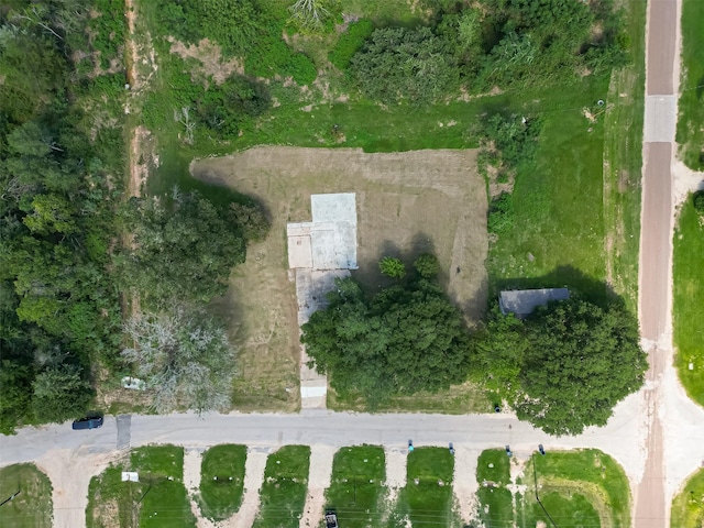 210 5th St, Hempstead, TX 77445