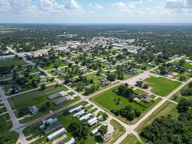210 5th St, Hempstead, TX 77445