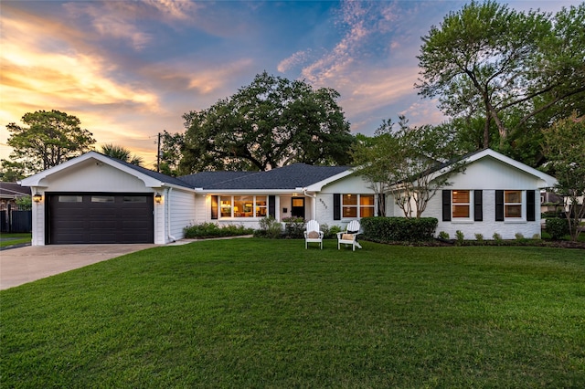 8932 Padfield St, Houston, TX 77055 - single story home featuring an attached garage, driveway, and a yard