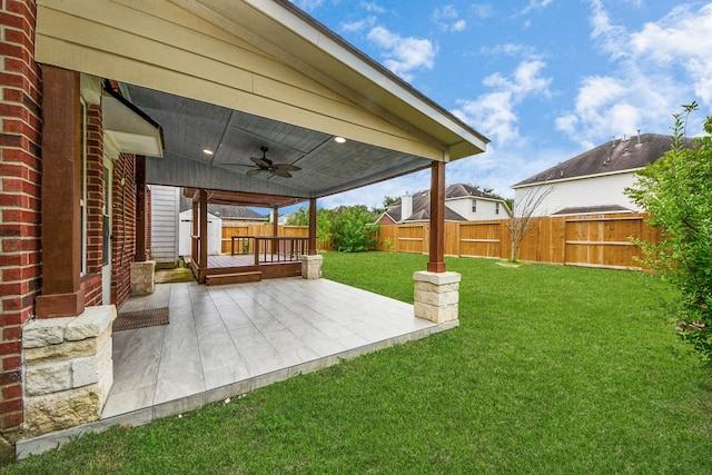 2508 Sun Glen Dr, Pearland, TX 77584 - fenced backyard featuring a ceiling fan and a patio area