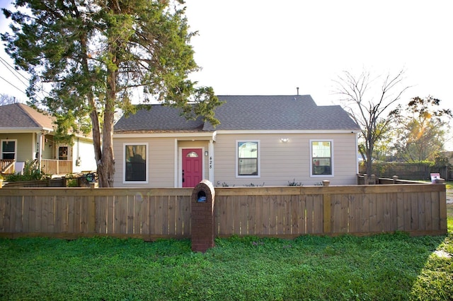 428 Van Molan St, Houston, TX 77022 - view of front of home