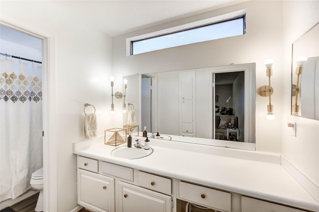 1572 Prairie Grove Dr, Houston, TX 77077 - full bath featuring vanity and a shower with shower curtain