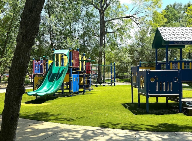 13426 Summer Villa Ln, Houston, TX 77044