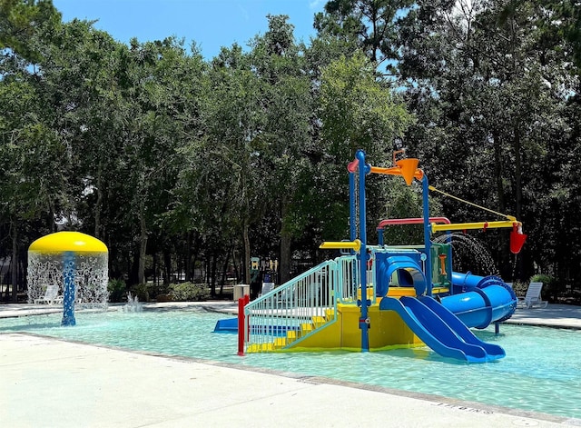 13426 Summer Villa Ln, Houston, TX 77044
