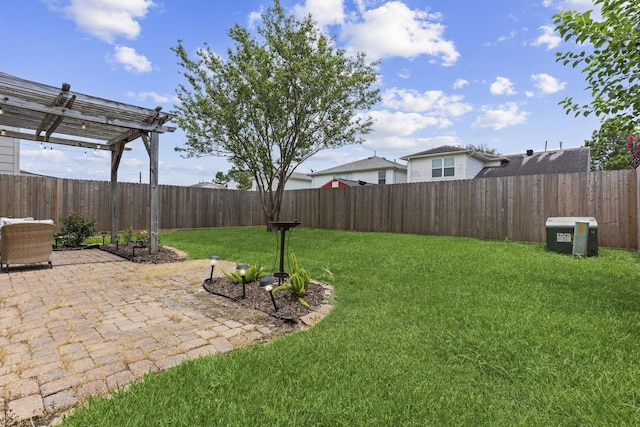 13411 Naples Bridge Rd, Sugar Land, TX 77498 - fenced backyard with a pergola and a patio area