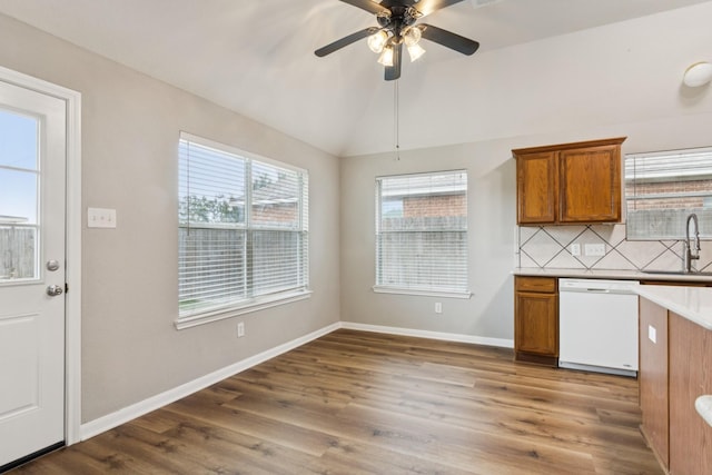 321 Josh Way, La Porte, TX 77571