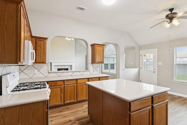 321 Josh Way, La Porte, TX 77571
